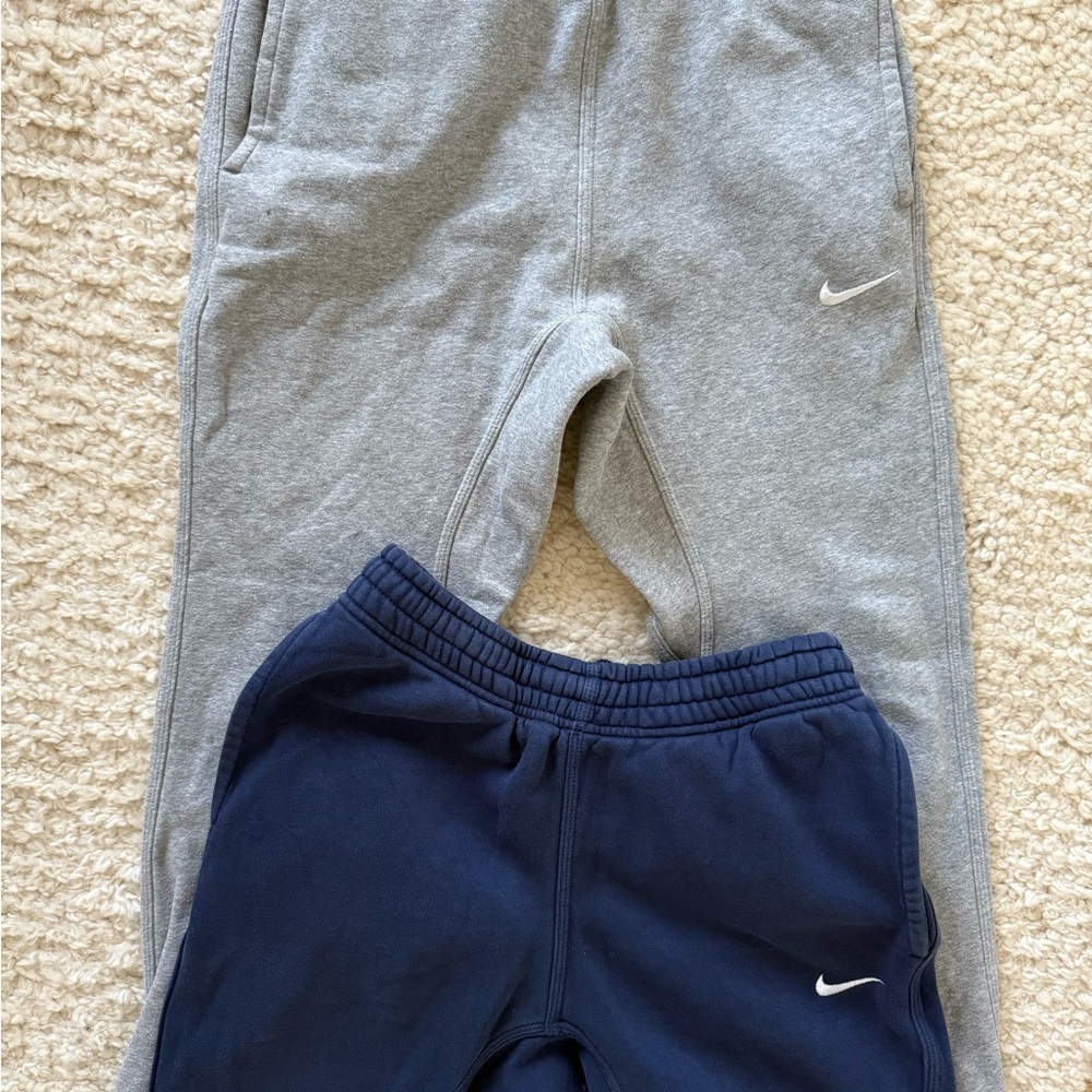 Nike sweatpants in navy and grey